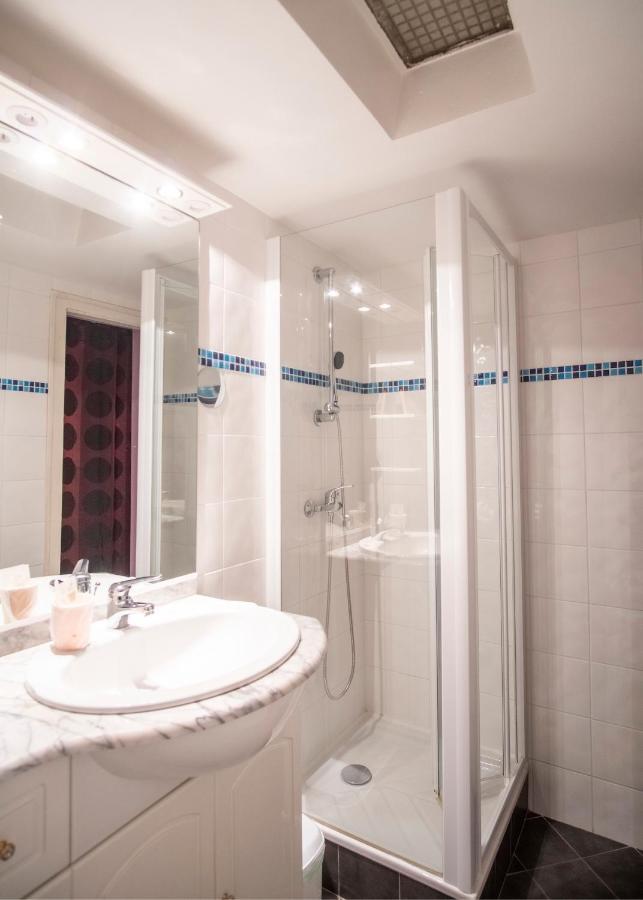 Hotel Itzalpea Saint-Jean-Pied-de-Port Habitación foto